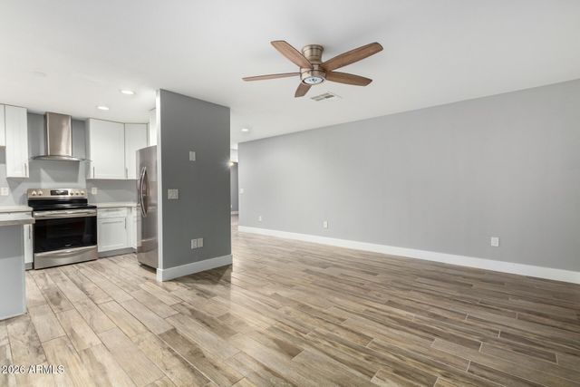 3520 S POPLAR Street, Tempe, AZ 85282