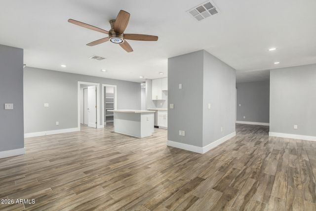 3520 S POPLAR Street, Tempe, AZ 85282