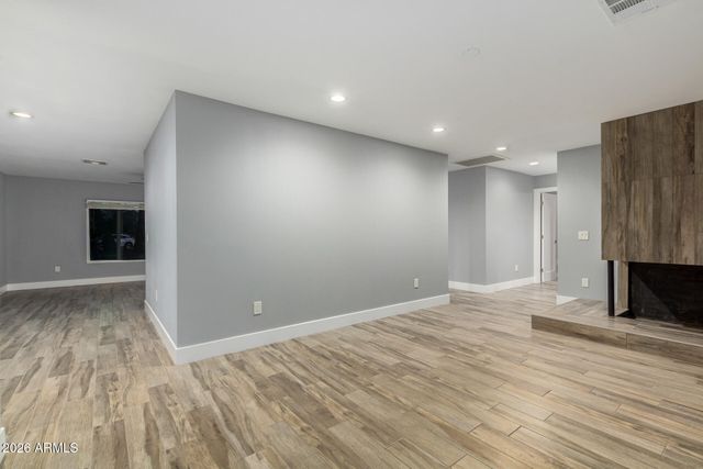 3520 S POPLAR Street, Tempe, AZ 85282