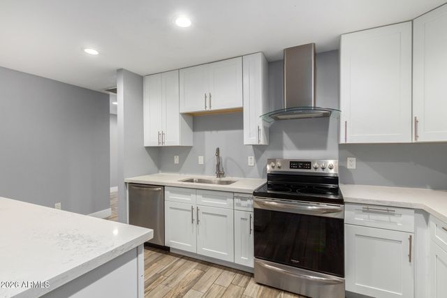 3520 S POPLAR Street, Tempe, AZ 85282