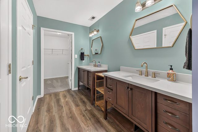 7323 Chapel Villas Lane D, Indianapolis, IN 46214
