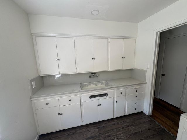 106 W Longview, Stockton, CA 95207