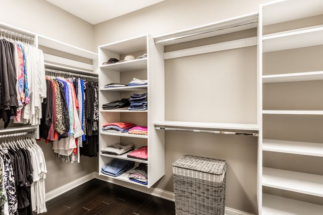 6639 Flowstone Way, Indianapolis, IN 46237