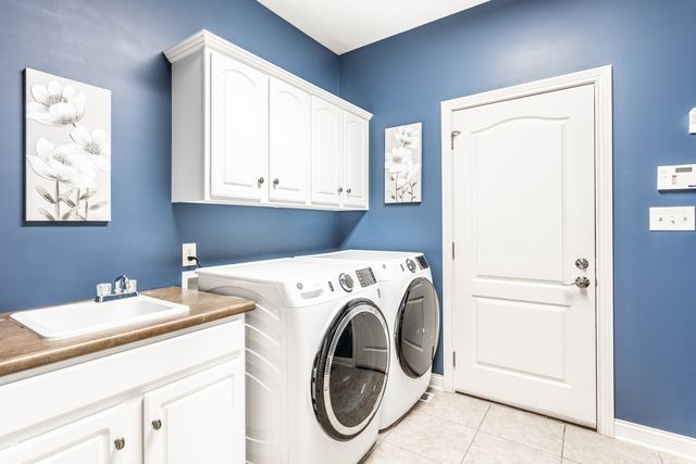 6639 Flowstone Way, Indianapolis, IN 46237