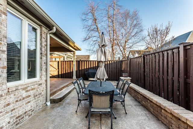 6639 Flowstone Way, Indianapolis, IN 46237