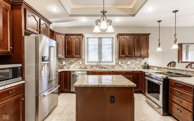 6639 Flowstone Way, Indianapolis, IN 46237