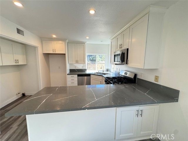4813 Village Green, San Bernardino, CA 92407