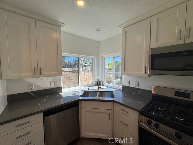 4813 Village Green, San Bernardino, CA 92407