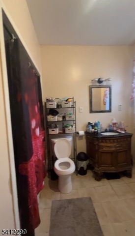 213 High St, Elizabeth City, NJ 07202