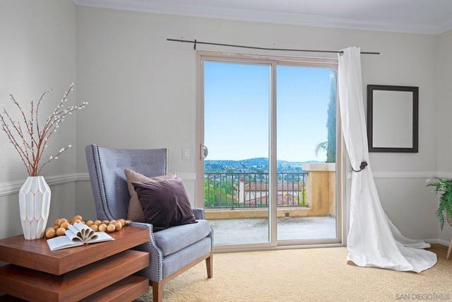 2521 Honeybell Lane, Escondido, CA 92027