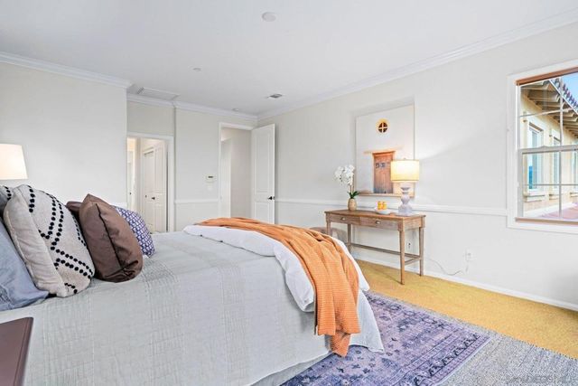 2521 Honeybell Lane, Escondido, CA 92027