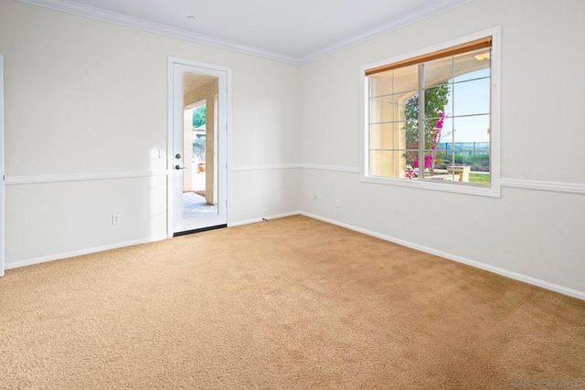 2521 Honeybell Lane, Escondido, CA 92027