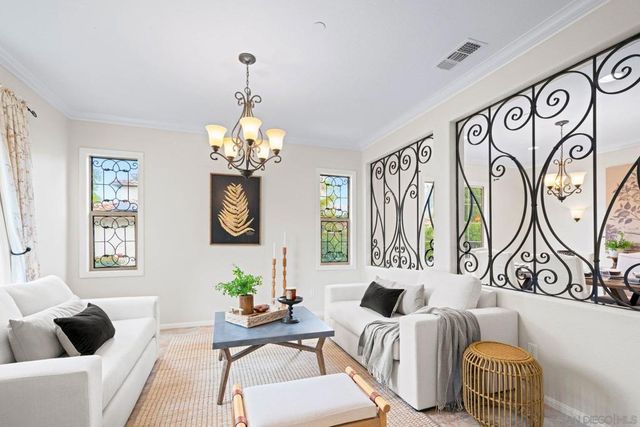 2521 Honeybell Lane, Escondido, CA 92027