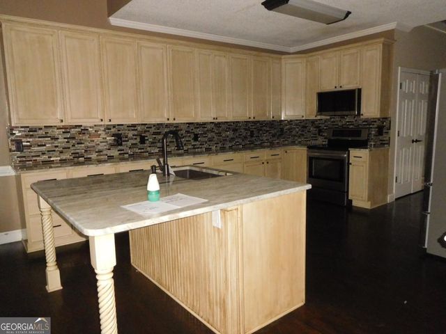 24 Bucky Street, Euharlee, GA 30145