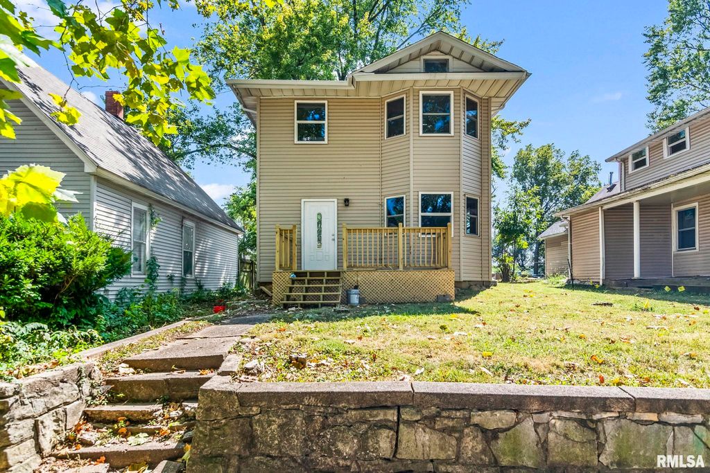 524 W CARPENTER Street, Springfield, IL 62702