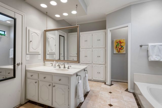 7340 Briarnoll Drive, Dallas, TX 75252