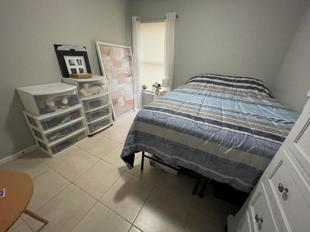 444 SW Exmore Avenue, Port St. Lucie, Port St Lucie, FL 34983