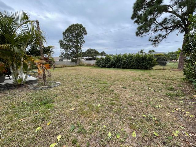 444 SW Exmore Avenue, Port St. Lucie, Port St Lucie, FL 34983