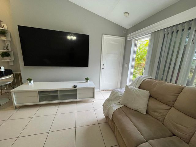 444 SW Exmore Avenue, Port St. Lucie, Port St Lucie, FL 34983