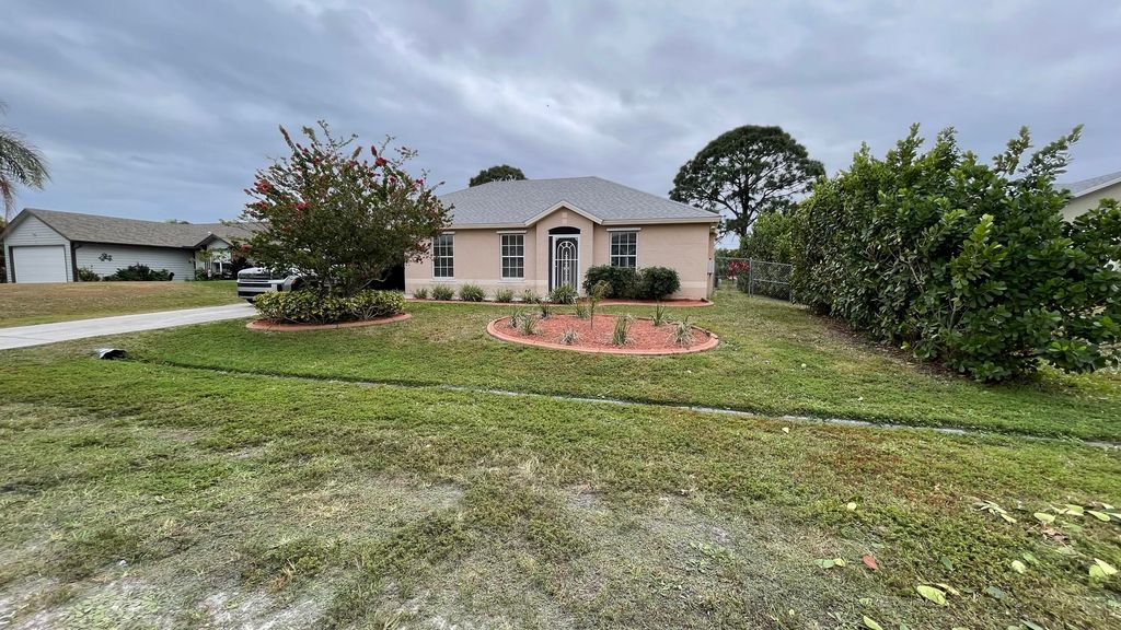 444 SW Exmore Avenue, Port St. Lucie, Port St Lucie, FL 34983