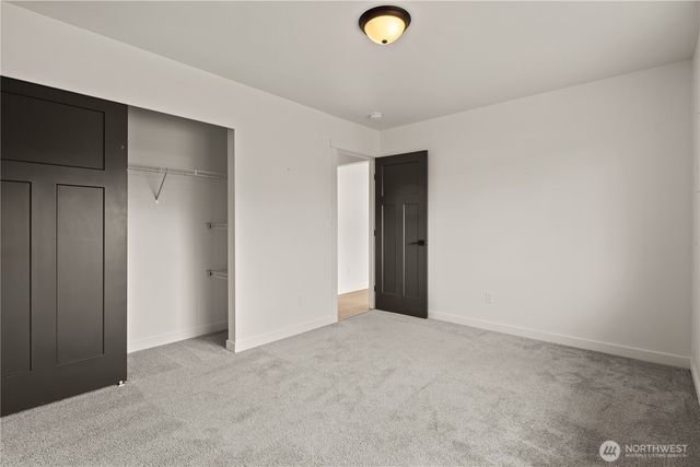 8401 152nd Avenue E, Puyallup, WA 98372