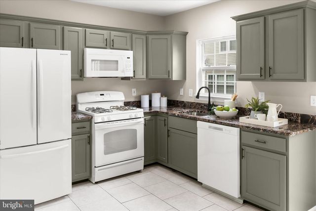13523 HAMLET SQUARE CT, Germantown, MD 20874