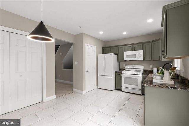 13523 HAMLET SQUARE CT, Germantown, MD 20874