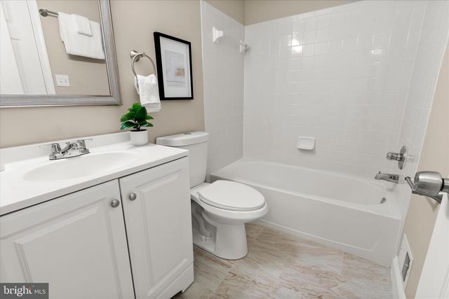 13523 HAMLET SQUARE CT, Germantown, MD 20874
