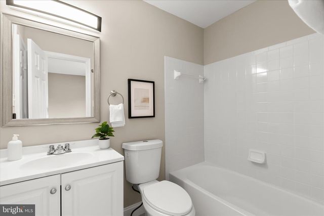 13523 HAMLET SQUARE CT, Germantown, MD 20874