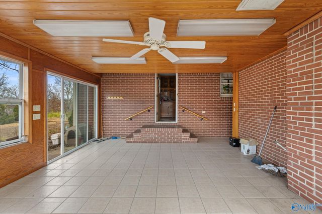 275 Beard Road, Hartselle, AL 35640