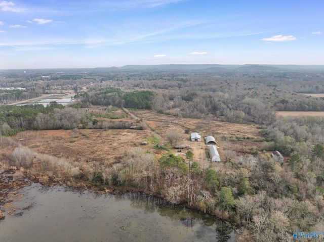 275 Beard Road, Hartselle, AL 35640