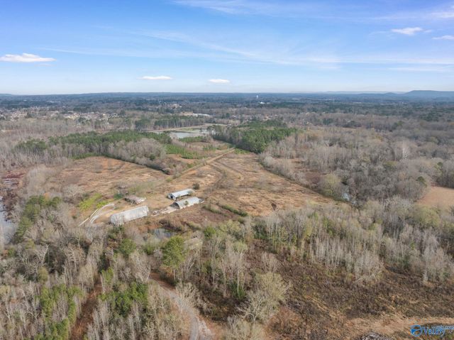 275 Beard Road, Hartselle, AL 35640