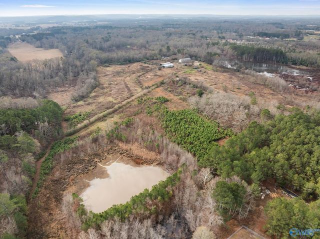 275 Beard Road, Hartselle, AL 35640