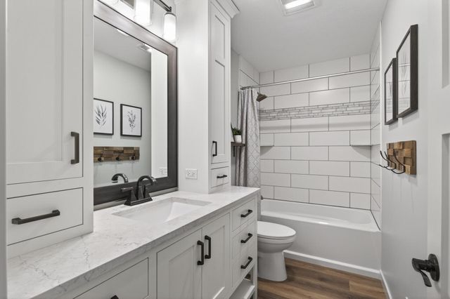 8160 Diane Street, Circle Pines, MN 55014