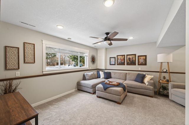 8160 Diane Street, Circle Pines, MN 55014