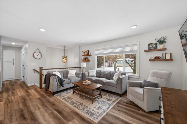 8160 Diane Street, Circle Pines, MN 55014