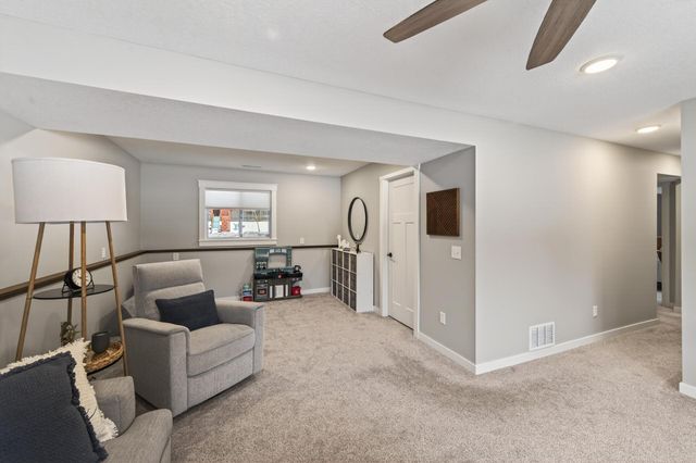 8160 Diane Street, Circle Pines, MN 55014