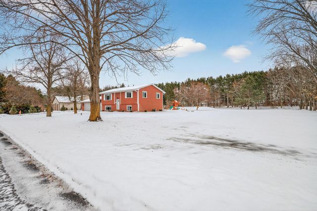 8160 Diane Street, Circle Pines, MN 55014