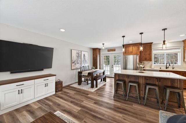 8160 Diane Street, Circle Pines, MN 55014