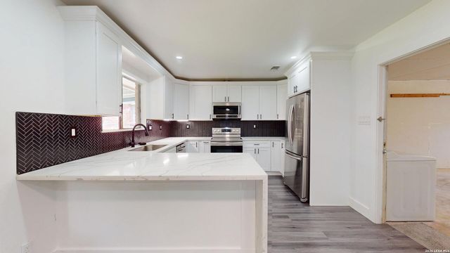 318 Renee, Converse, TX 78109