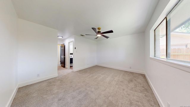 318 Renee, Converse, TX 78109