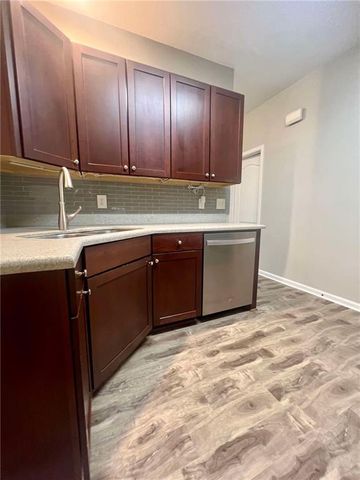 3232 Brockenhurst Drive, Buford, GA 30519