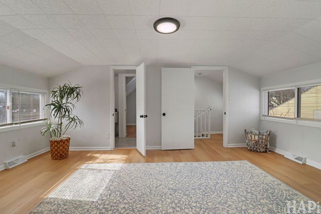 2904 Edina Boulevard, Zion, IL 60099