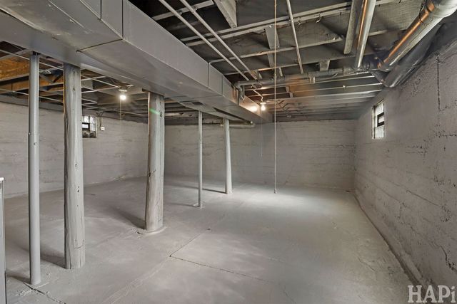 2904 Edina Boulevard, Zion, IL 60099