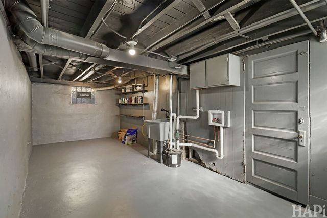 2904 Edina Boulevard, Zion, IL 60099