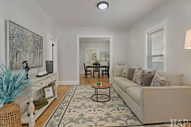 2904 Edina Boulevard, Zion, IL 60099