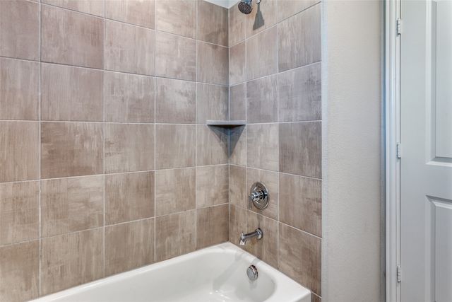 10616 Tonkala Drive, Fort Worth, TX 76179