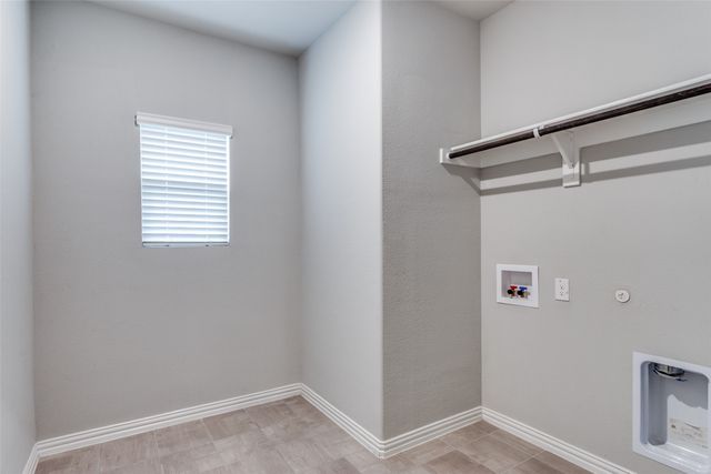 10616 Tonkala Drive, Fort Worth, TX 76179