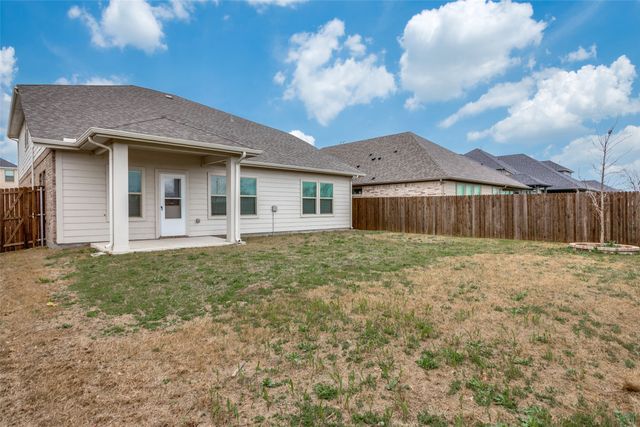 10616 Tonkala Drive, Fort Worth, TX 76179