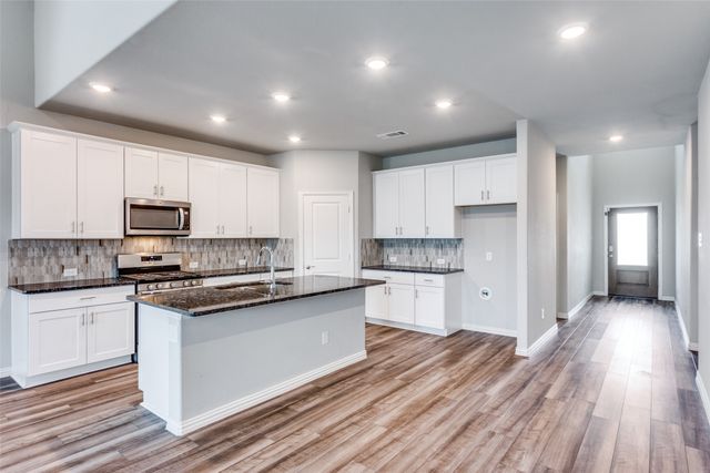 10616 Tonkala Drive, Fort Worth, TX 76179